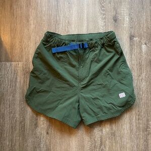 Topo Designs Green Women's Shorts with Blue Belt